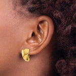 画像をギャラリービューアに読み込む, 14k Yellow Gold Polished Non Pierced Clip On Omega Back Earrings