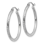 Carica l'immagine nel visualizzatore di Gallery, 14K White Gold Diamond Cut Round Hoop Textured Earrings 25mm x 2mm