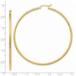 將圖片載入圖庫檢視器 14k yellow gold diamond cut round hoop textured earrings 65mm x 2mm