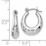 Lade das Bild in den Galerie-Viewer, 14K White Gold Shrimp Hammered Hoop Earrings