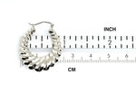 將圖片載入圖庫檢視器 14k white gold shrimp scalloped twisted hoop earrings