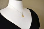 將圖片載入圖庫檢視器 14k yellow gold initial letter l cursive script alphabet filigree pendant charm