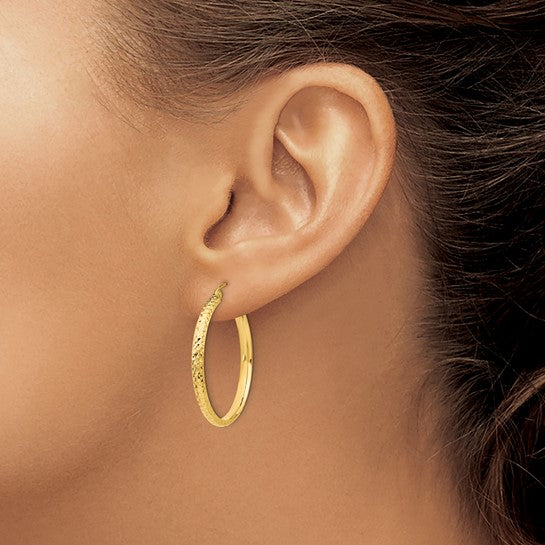 14k Yellow Gold 30mm x 2.5mm Diamond Cut Round Hoop Earrings