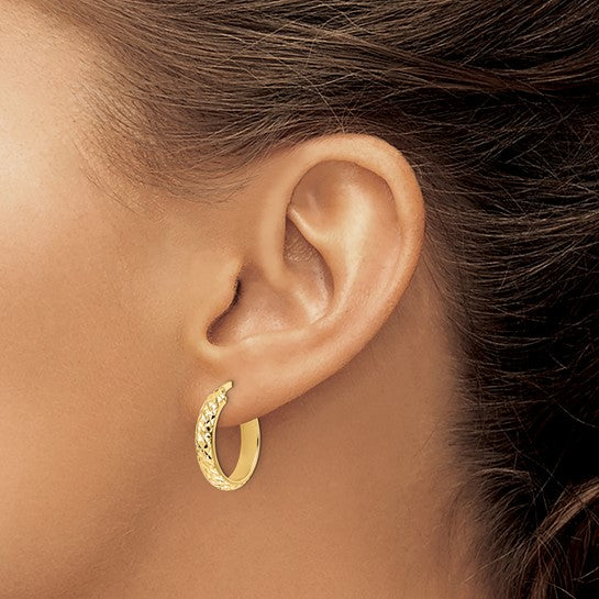 14K Yellow Gold 18mm x 4mm Diamond Cut Round Hoop Earrings
