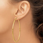 Indlæs billede til gallerivisning 14K Yellow Gold 60mmx2mm Lightweight Classic Round Hoop Earrings
