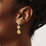 Загрузить изображение в средство просмотра галереи, 14k Yellow Gold Sand Dollar Starfish Clam Scallop Shell Dangle Earrings

