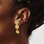 Afbeelding in Gallery-weergave laden, 14k Yellow Gold Sand Dollar Starfish Clam Scallop Shell Dangle Earrings
