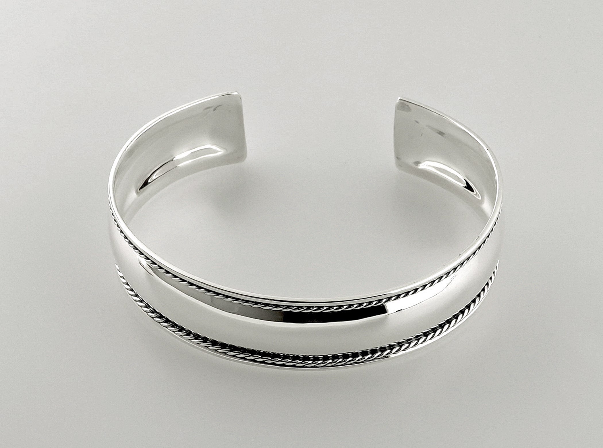 925 Sterling Silver Antique Style Cuff Bangle Bracelet