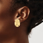 Lade das Bild in den Galerie-Viewer, 14k Yellow Gold Sand Dollar Starfish Post Push Back Earrings
