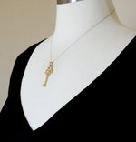 Afbeelding in Gallery-weergave laden, 14k Yellow Gold Key to My Heart Pendant Charm
