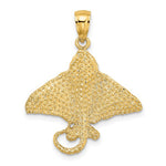 Afbeelding in Gallery-weergave laden, 14k Yellow Gold Stingray Eagle Ray Textured Spotted Pendant Charm
