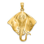 Carica l&#39;immagine nel visualizzatore di Gallery, 14k Yellow Gold Stingray Open Back Large Pendant Charm
