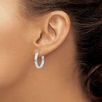 Indlæs billede til gallerivisning 14K White Gold Square Tube Round Hoop Earrings 20mm x 3mm
