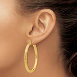 Indlæs billede til gallerivisning 14K Yellow Gold 45mm x 4mm Diamond Cut Classic Round Hoop Earrings
