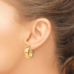 Indlæs billede til gallerivisning 14K Yellow Gold Hoop Earrings 20mm x 7mm
