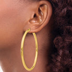 Lade das Bild in den Galerie-Viewer, 14K Yellow Gold 70mm x 4mm Large Round Classic Hoop Earrings
