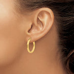 Indlæs billede til gallerivisning 14K Yellow Gold Square Tube Round Hoop Earrings 25mm x 3mm
