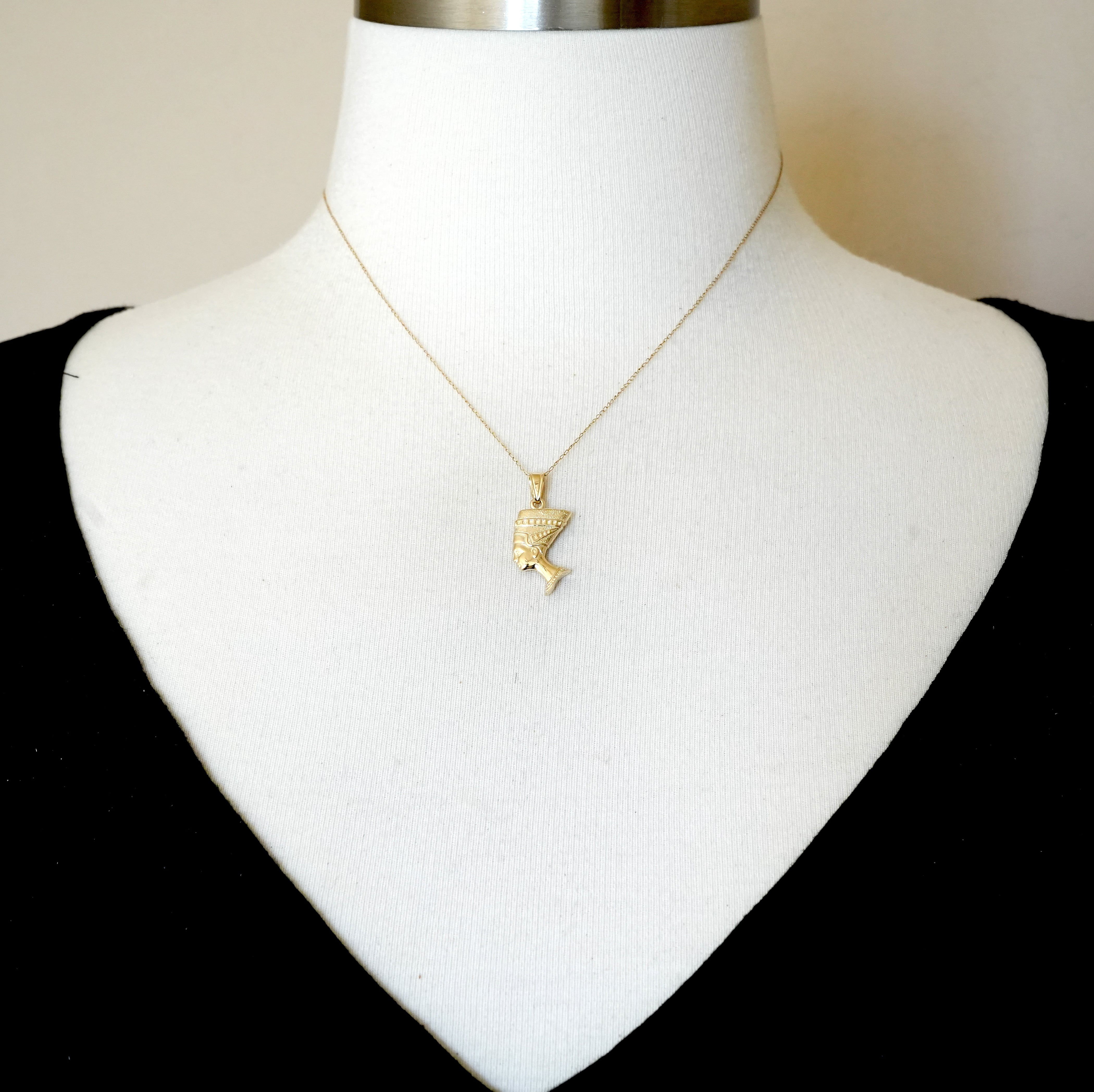 14k yellow gold egyptian nefertiti 3d pendant charm