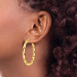 Afbeelding in Gallery-weergave laden, 14k Yellow Gold Classic Twisted Spiral Round Hoop Earrings 43mm x 4mm
