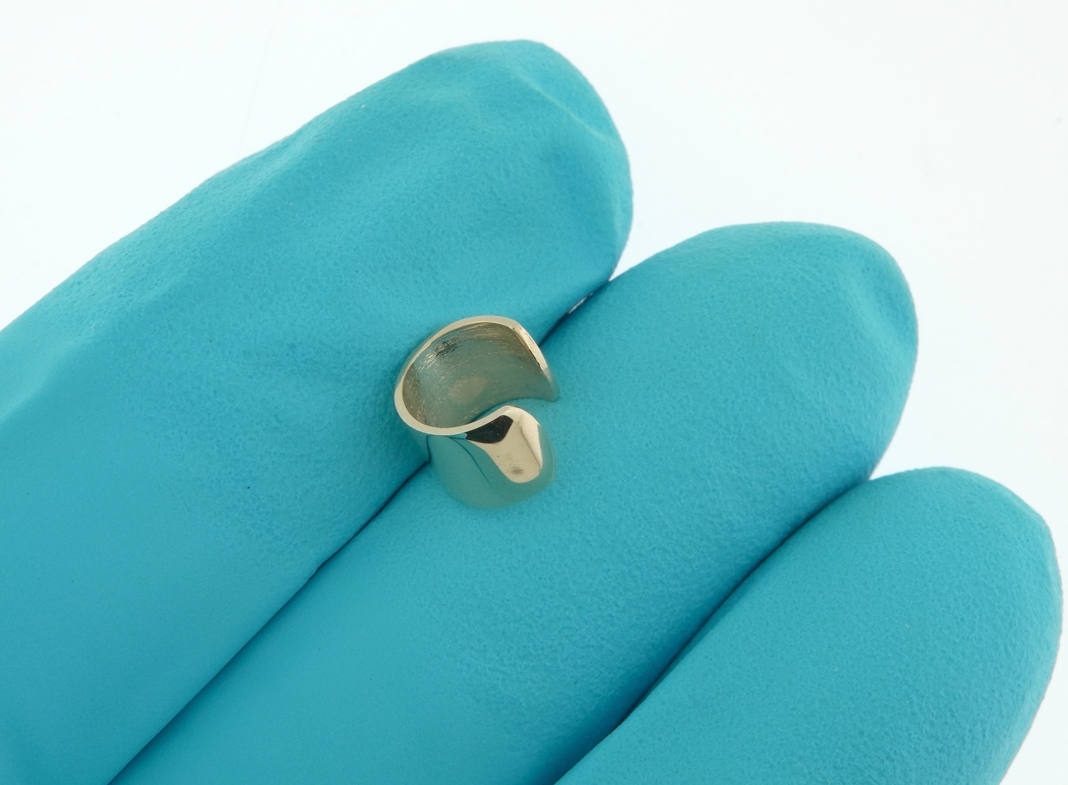 14K Yellow Gold Ear Cuff Non Pierced Earrings One Piece