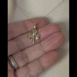 Load and play video in Gallery viewer, 14k Yellow Gold Celtic Shamrock 3 Leaf Clover Pendant Charm
