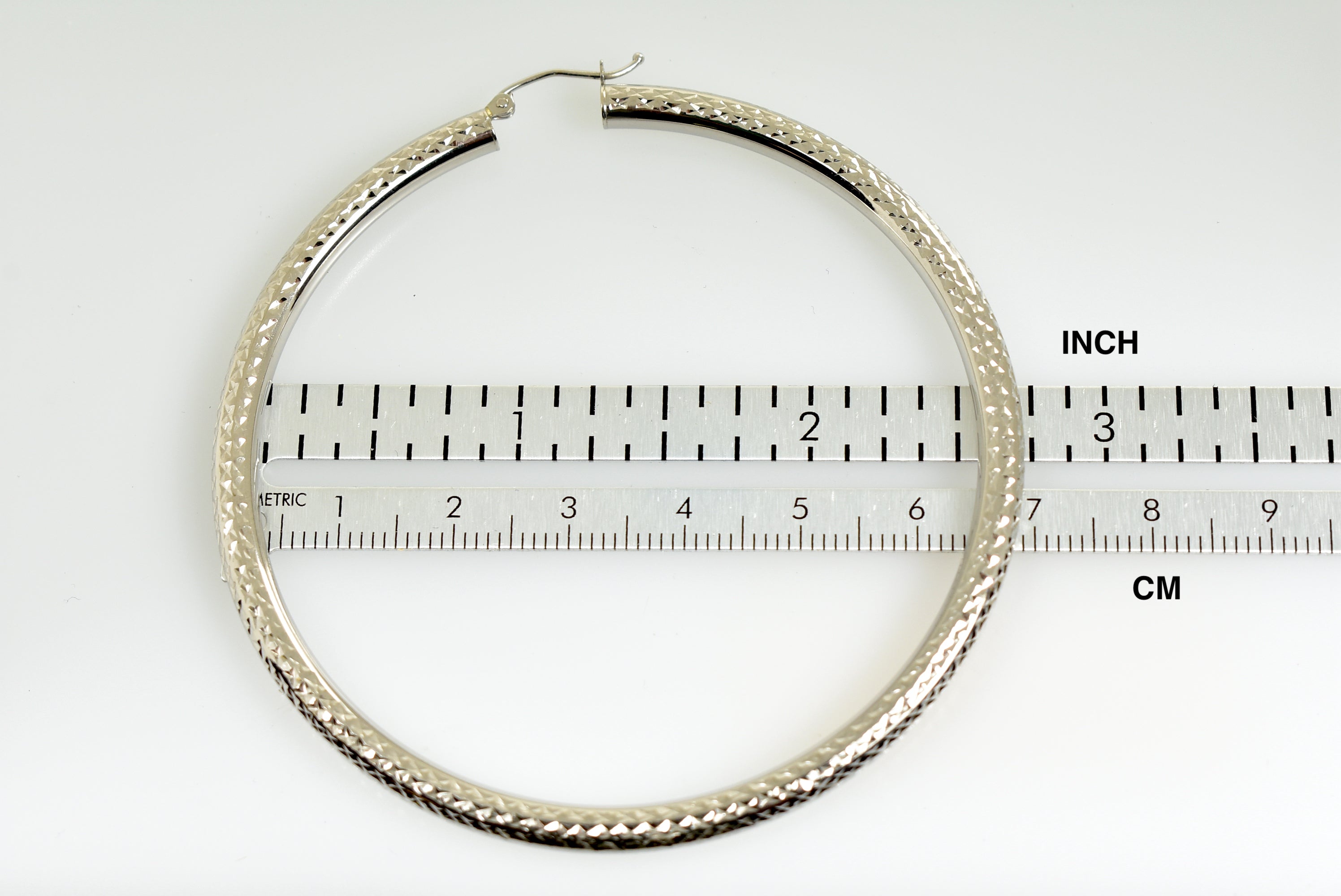 14K White Gold Diamond Cut Round Hoop Earrings 70mm x 4mm