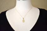 Załaduj obraz do przeglądarki galerii, 10K Yellow Gold Initial Letter E Cursive Script Alphabet Filigree Pendant Charm
