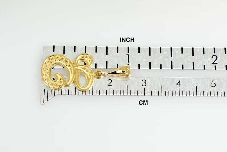 10K Yellow Gold Initial Letter E Cursive Script Alphabet Filigree Pendant Charm