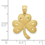 Afbeelding in Gallery-weergave laden, 10k Yellow Gold Shamrock Clover Good Luck Pendant Charm
