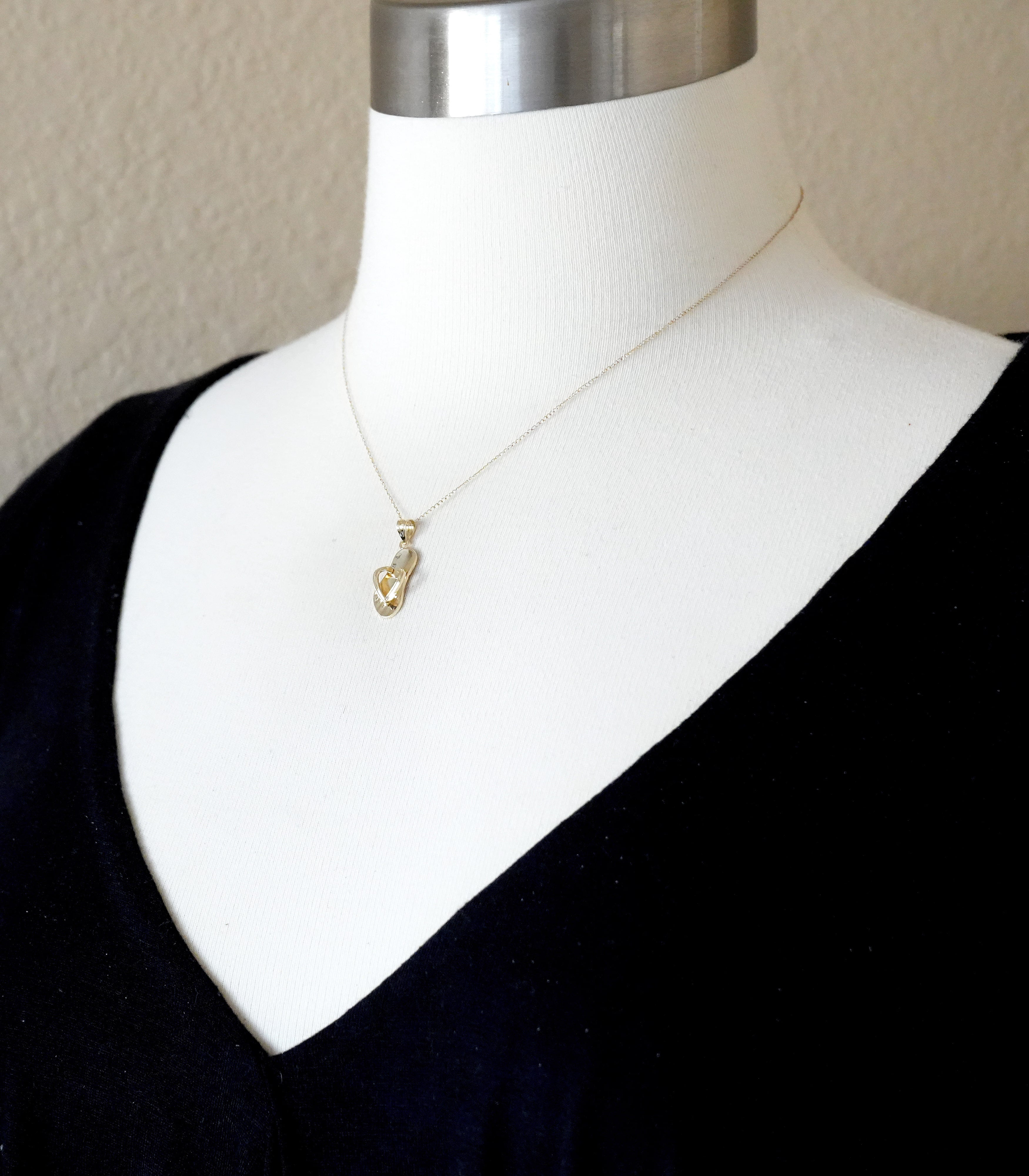 14k Yellow Gold Flip Flop Slipper Sandal 3D Pendant Charm