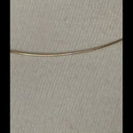 Загружайте и воспроизводите видео в средстве просмотра галереи 14K Solid Yellow Gold 0.80mm Classic Round Snake Bracelet Anklet Choker Necklace Pendant Chain
