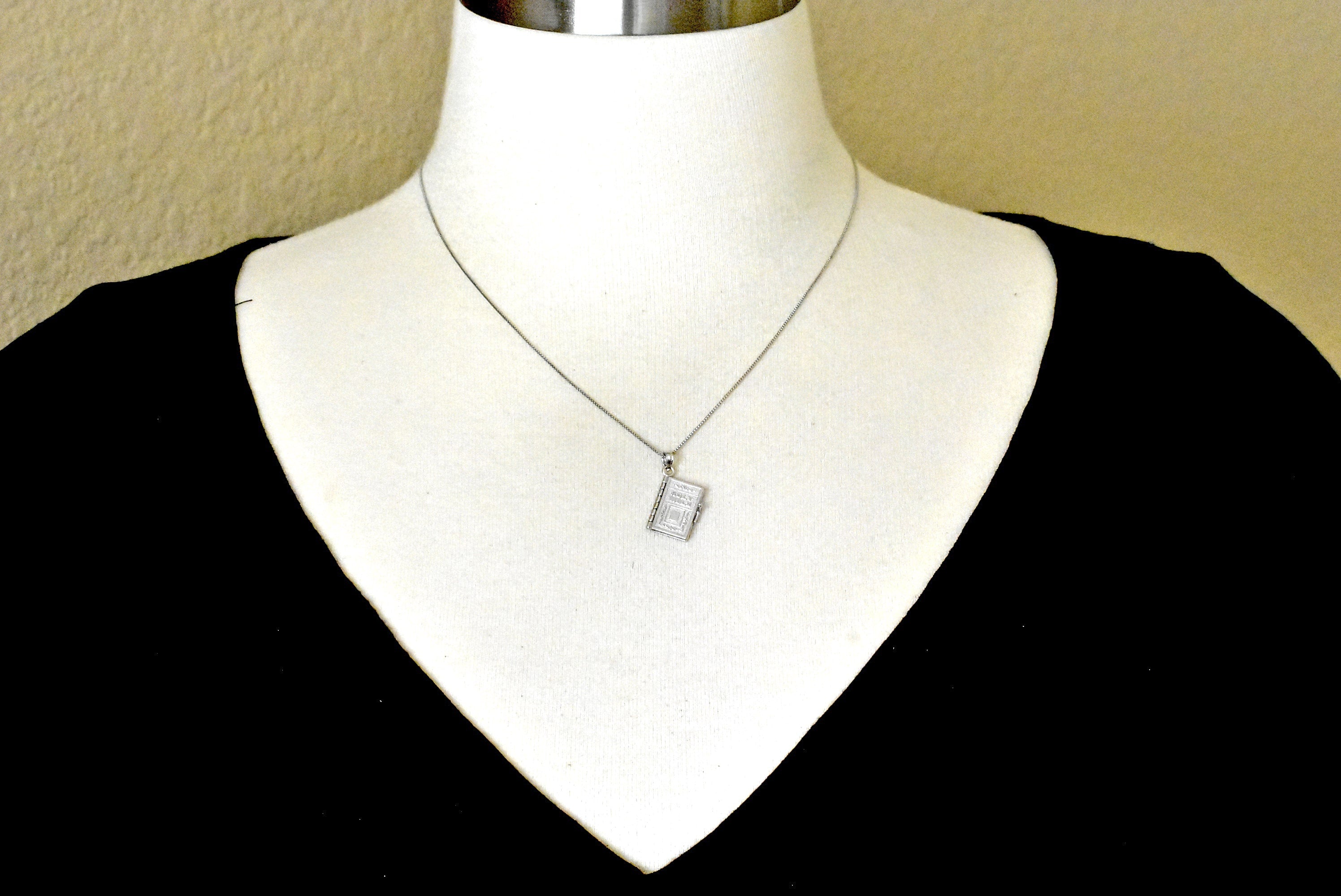 14K White Gold Holy Bible Book Lord's Prayer 3D Pendant Charm