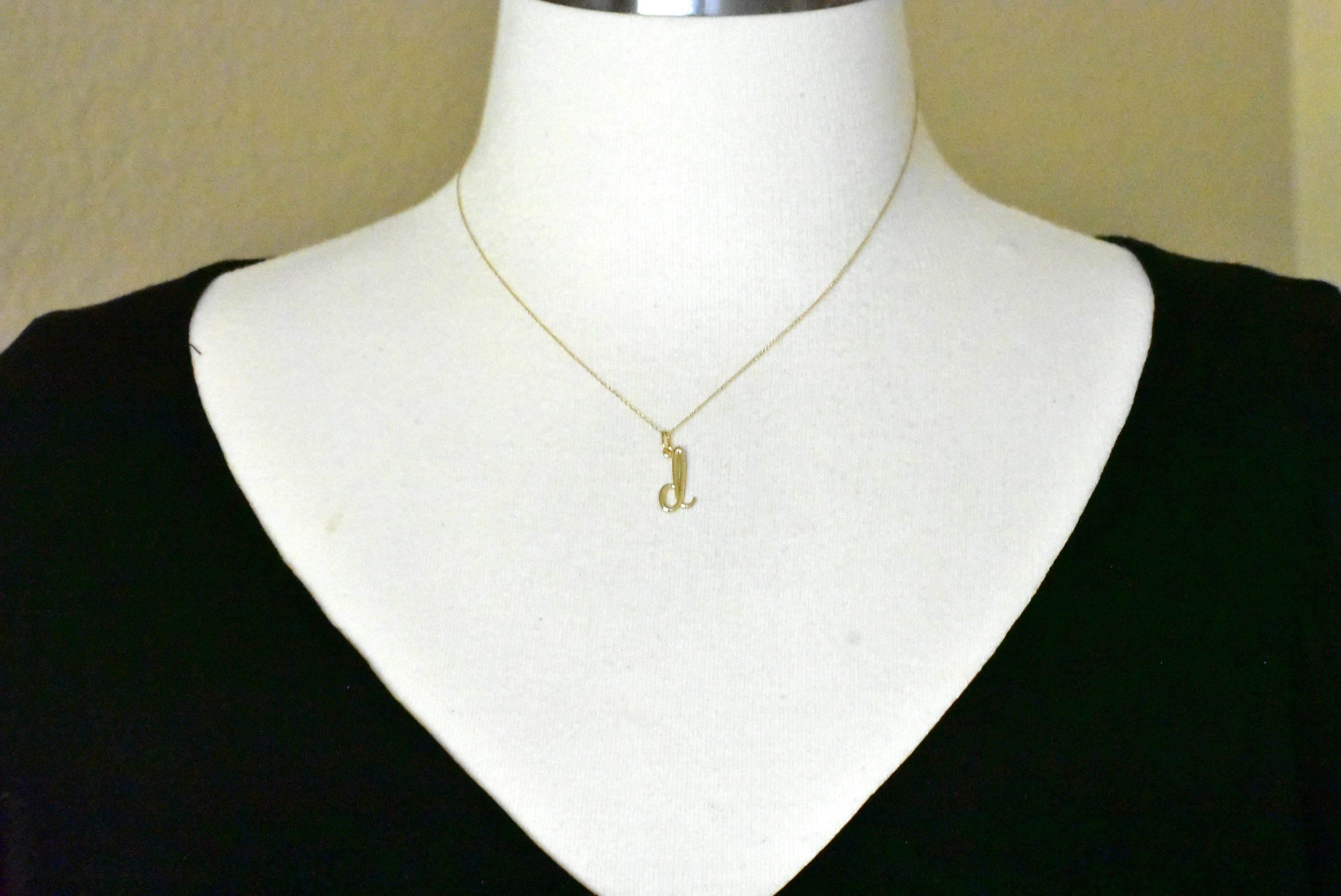 10K Yellow Gold Lowercase Initial Letter D Script Cursive Alphabet Pendant Charm