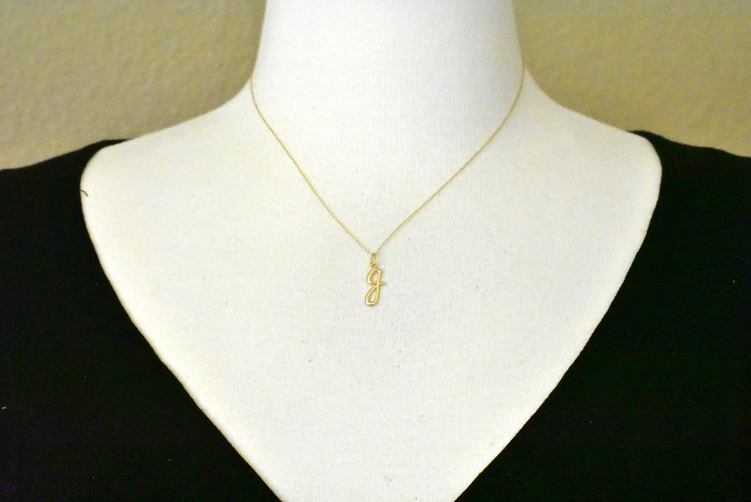 14K Yellow Gold Lowercase Initial Letter G Script Cursive Alphabet Pendant Charm