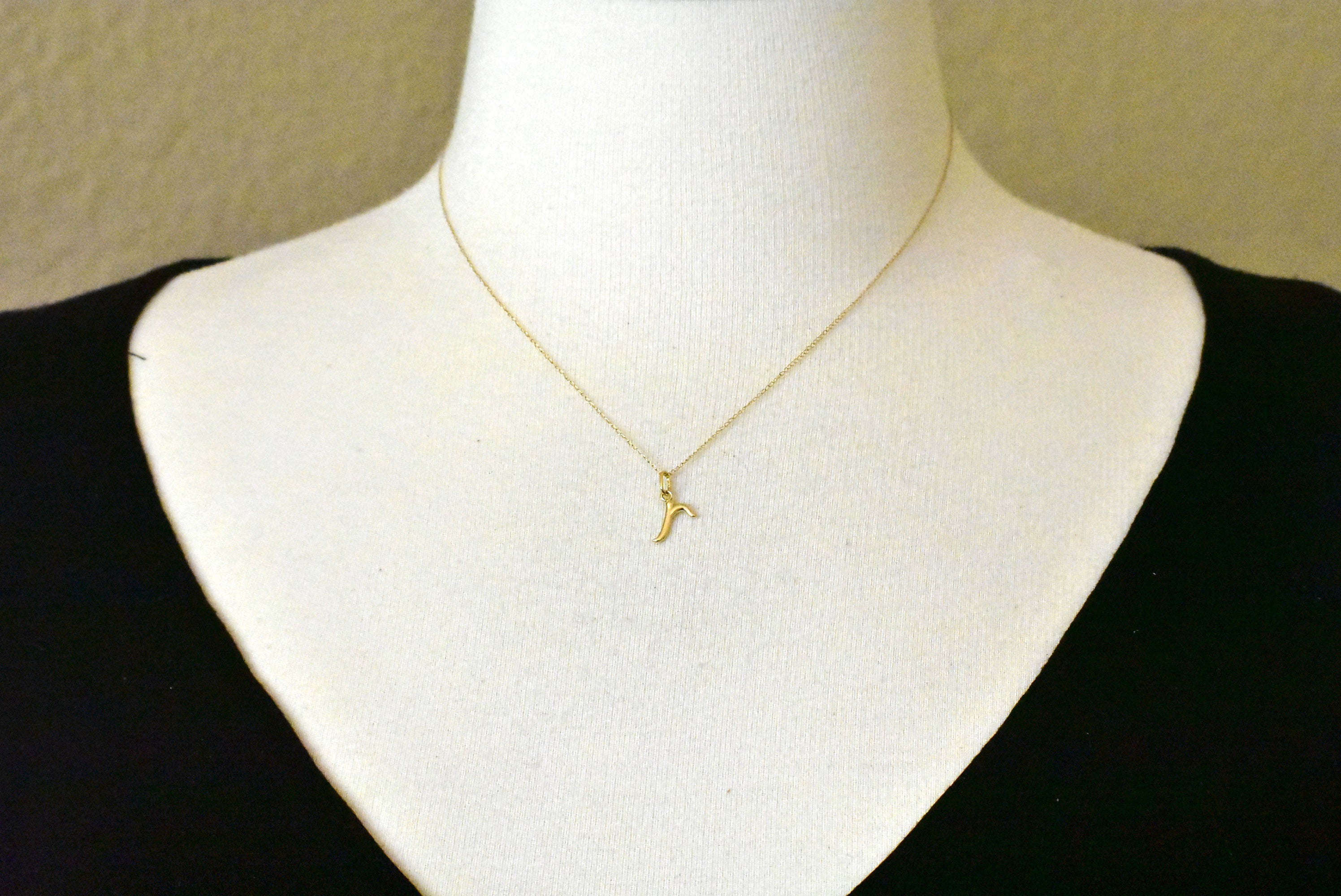 14K Yellow Gold Lowercase Initial Letter R Script Cursive Alphabet Pendant Charm