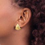 Загрузить изображение в средство просмотра галереи, 14k Yellow Gold Non Pierced Clip On Triangle Omega Back Earrings
