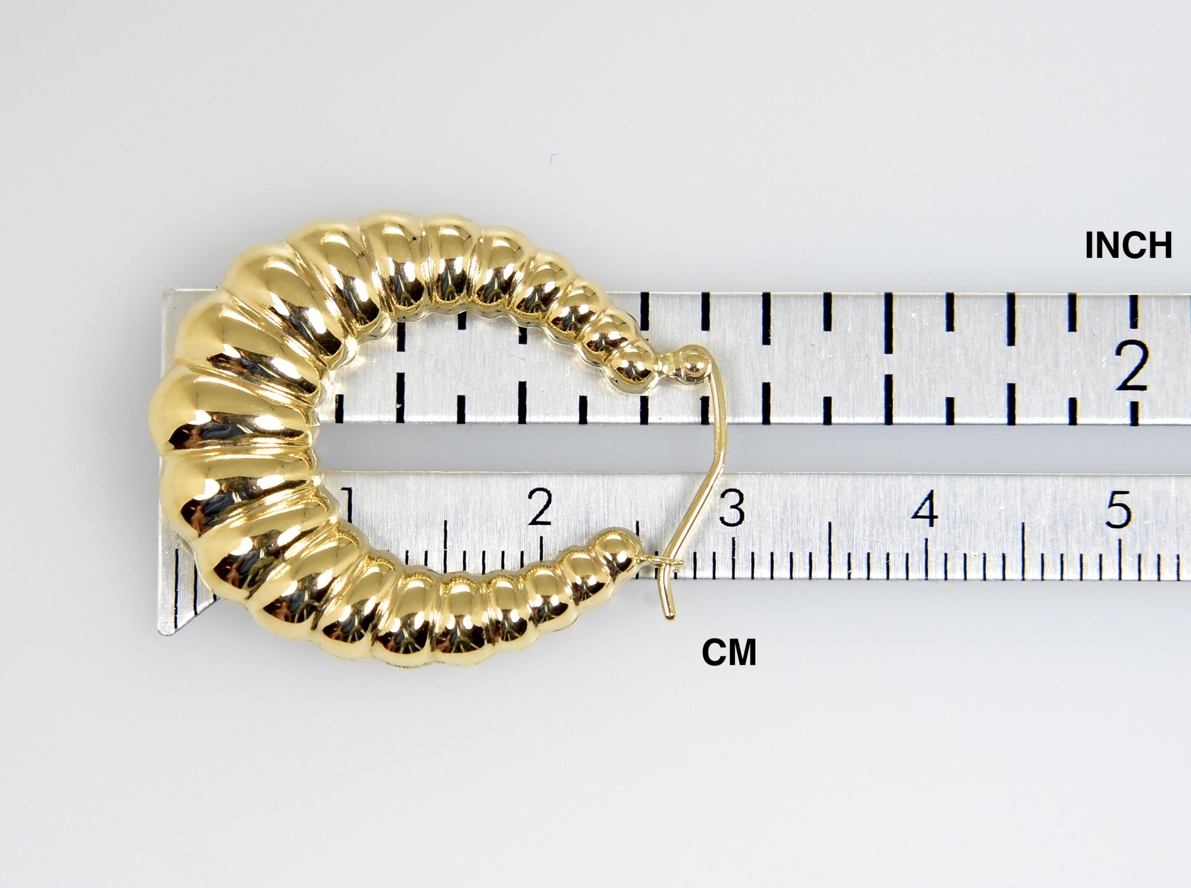 14K Yellow Gold Shrimp Scalloped Twisted Hoop Earrings