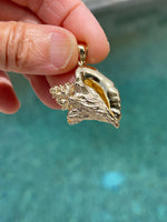 Carica l&#39;immagine nel visualizzatore di Gallery, 14k Yellow Gold Large Conch Shell Seashell 3D Pendant Charm
