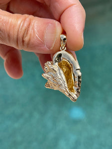 14k Yellow Gold Large Conch Shell Seashell 3D Pendant Charm