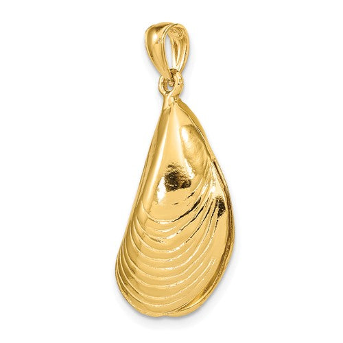 14k Yellow Gold Mussel Shell 3D Pendant Charm