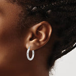 Indlæs billede til gallerivisning Sterling Silver Diamond Cut Classic Round Hoop Earrings 20mm x 3mm
