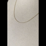 Загружайте и воспроизводите видео в средстве просмотра галереи 14k Yellow Gold 0.95mm Cable Rope Necklace Pendant Chain
