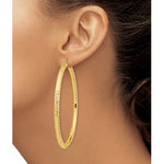 Afbeelding in Gallery-weergave laden, 14K Yellow Gold Diamond Cut Round Hoop Earrings 70mm x 4mm
