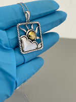 Kép betöltése a galériamegjelenítőbe: Sterling Silver Celestial Sun Antique Finish Pendant Charm Necklace 18 inches
