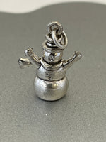 Cargar imagen en el visor de la galería, Sterling Silver Antique Finish Snowman 3D Pendant Charm
