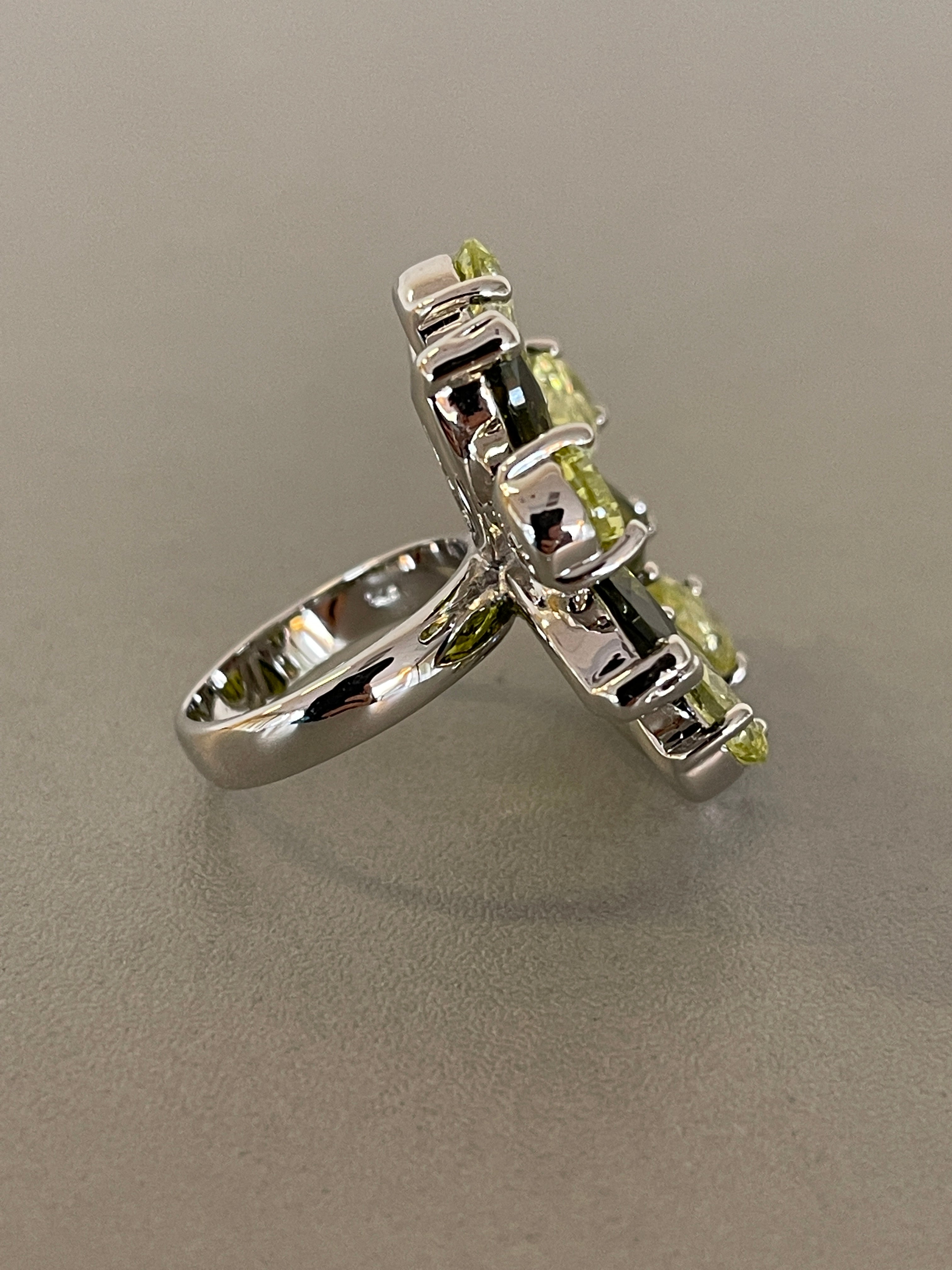 Sterling Silver Cubic Zirconia CZ Lime Olive Green Flower Floral Cocktail Ring Size 6